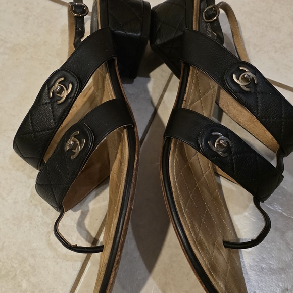 CHANEL Black Sandals with Gold Logo Size 40.5 - Picture 1 of 5